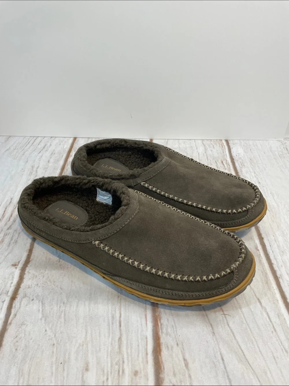 L.L. Bean Mens 10 Suede Slippers Grey Shearling Slip-On Loafers Low Back Cozy
